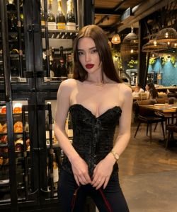 Escort Service in Mahipalpur